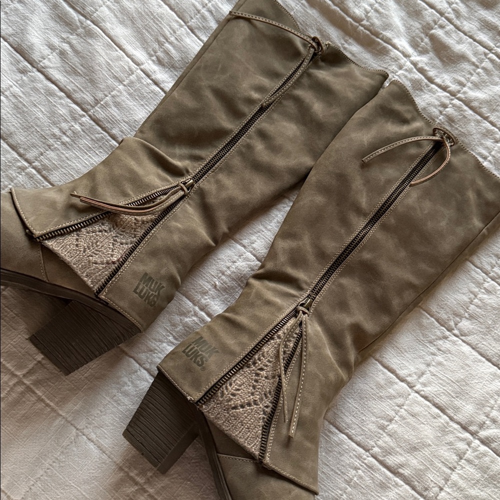 Muk Luks Women's Taupe Heeled Boots